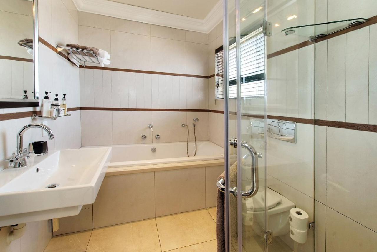 Ushaka Manor Guest House Durban Zewnętrze zdjęcie