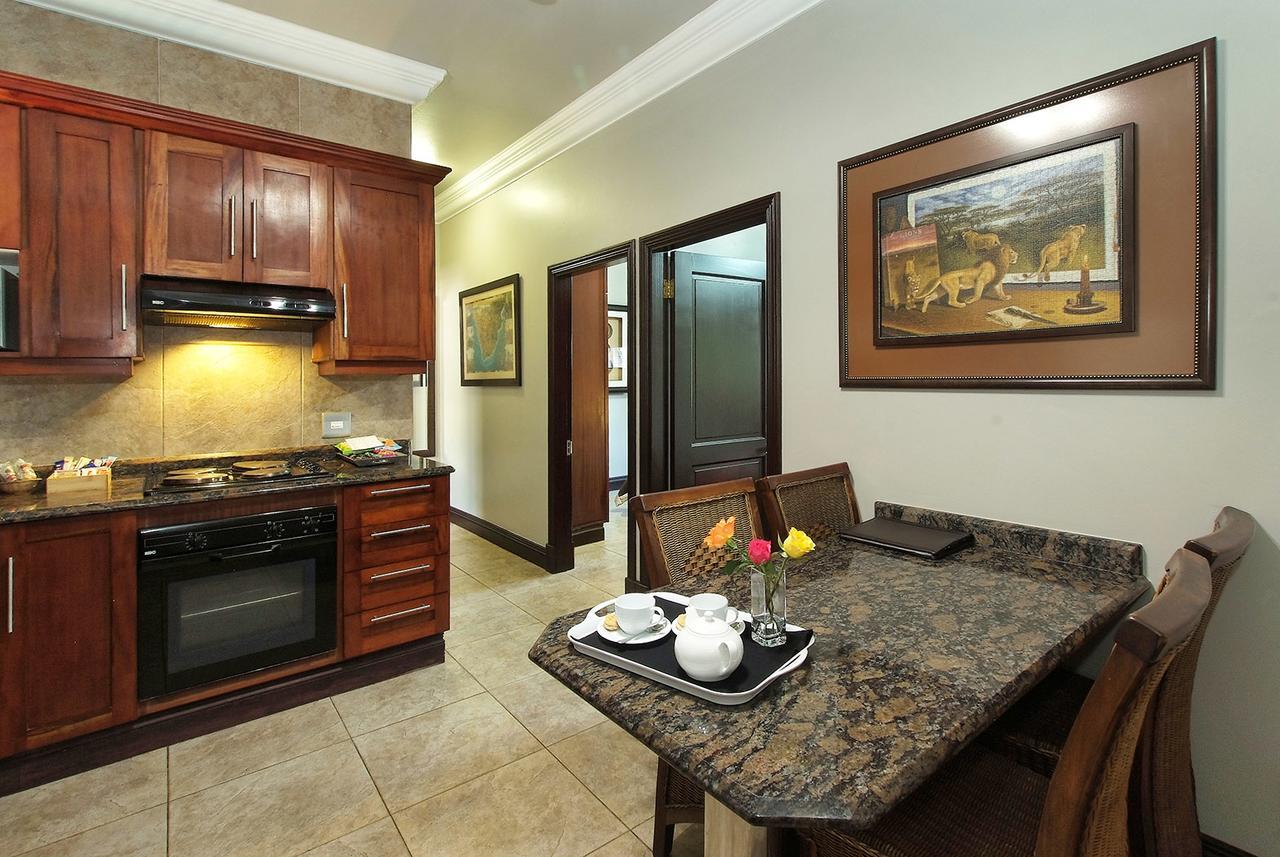 Ushaka Manor Guest House Durban Zewnętrze zdjęcie